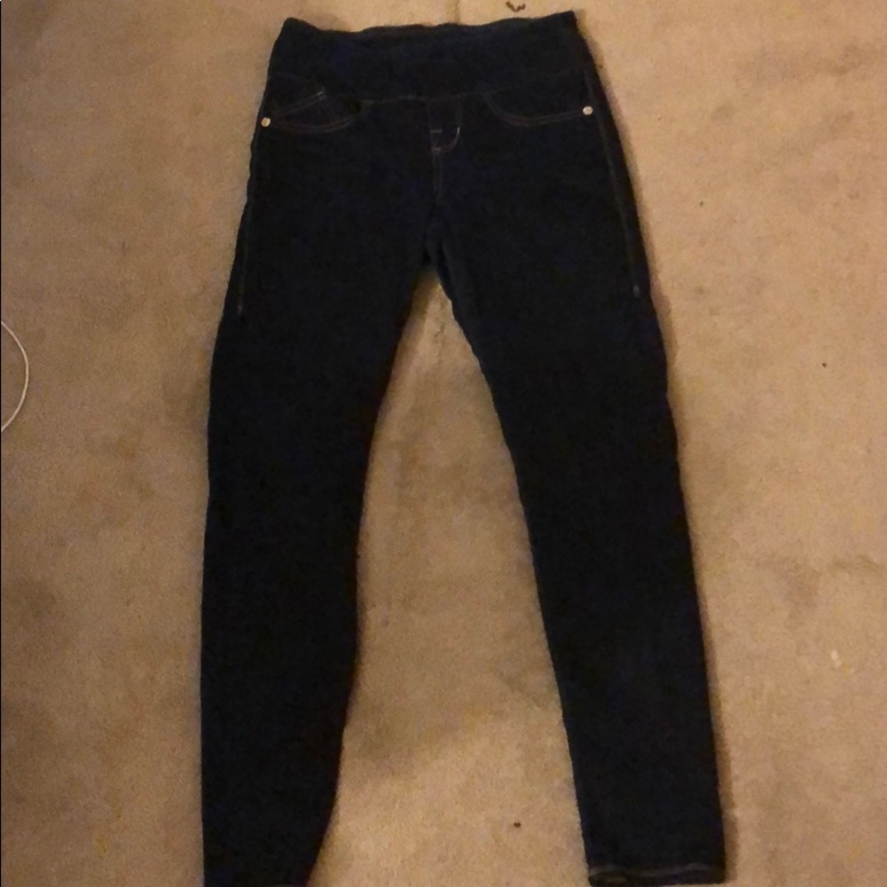 Dark blue jeans from rock and republic